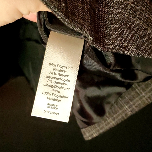 Van Heusen Studio Stretch Brown Plaid Ladies Vest - Medium - Picture 13 of 14